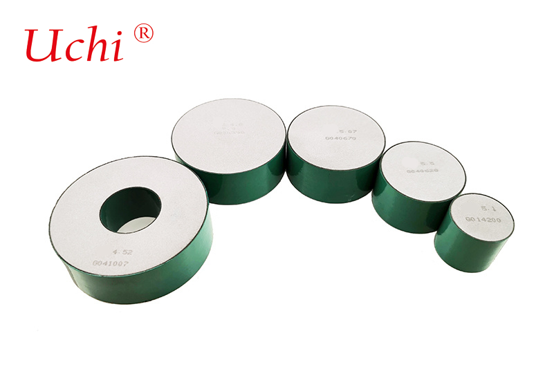 雷を捕まえるための高性能バリストール/レジスタールシート